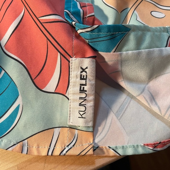 RSVLTS Boy’s Moana Kunuflex Multicolor Leaf Print Shirt - Picture 6 of 11